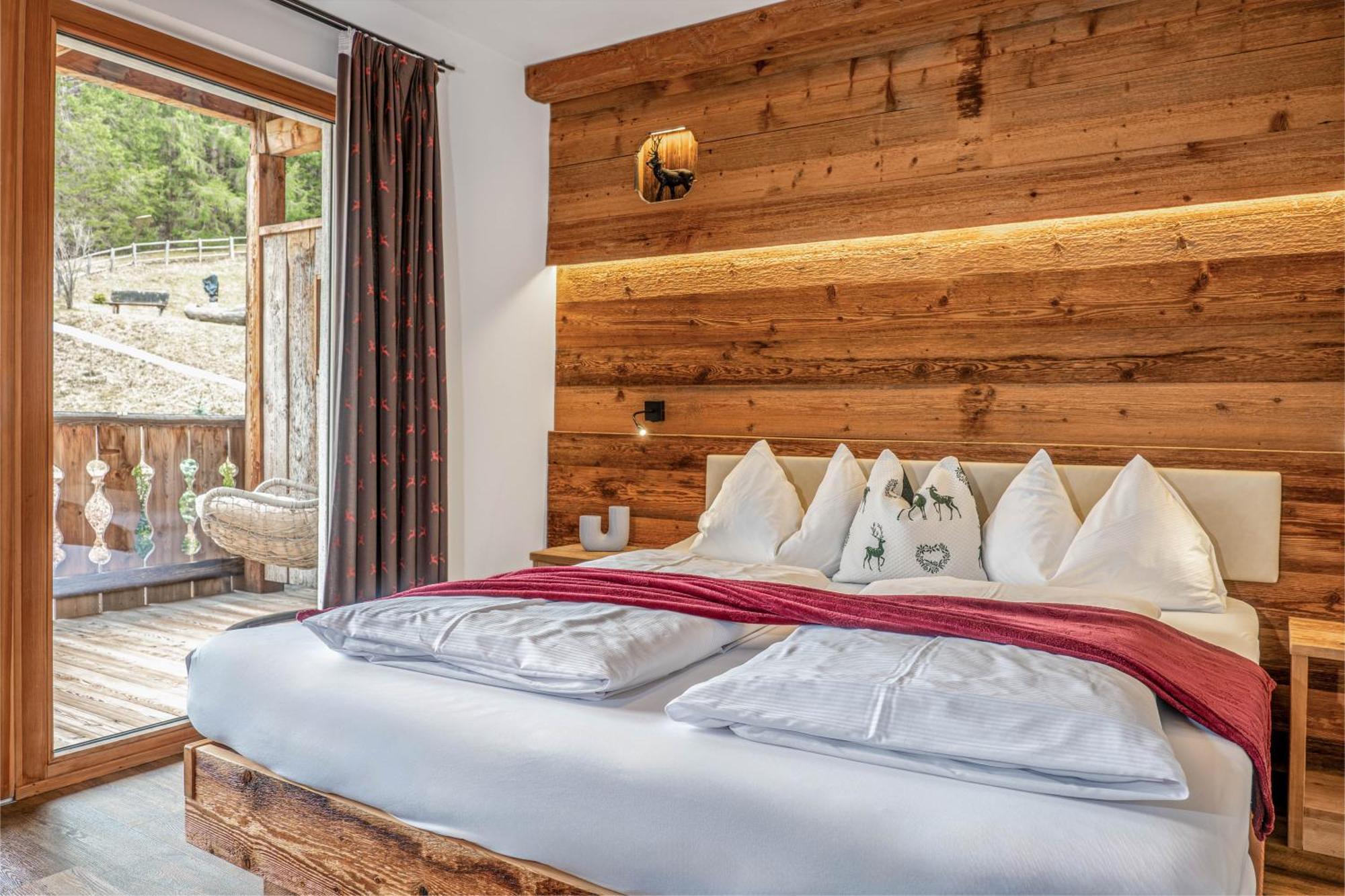 Alpine Mountain Chalet San Vigilio Di Marebbe Exterior photo
