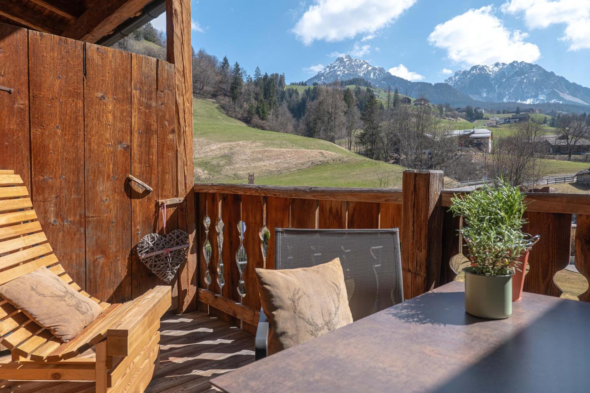 Alpine Mountain Chalet San Vigilio Di Marebbe Exterior photo
