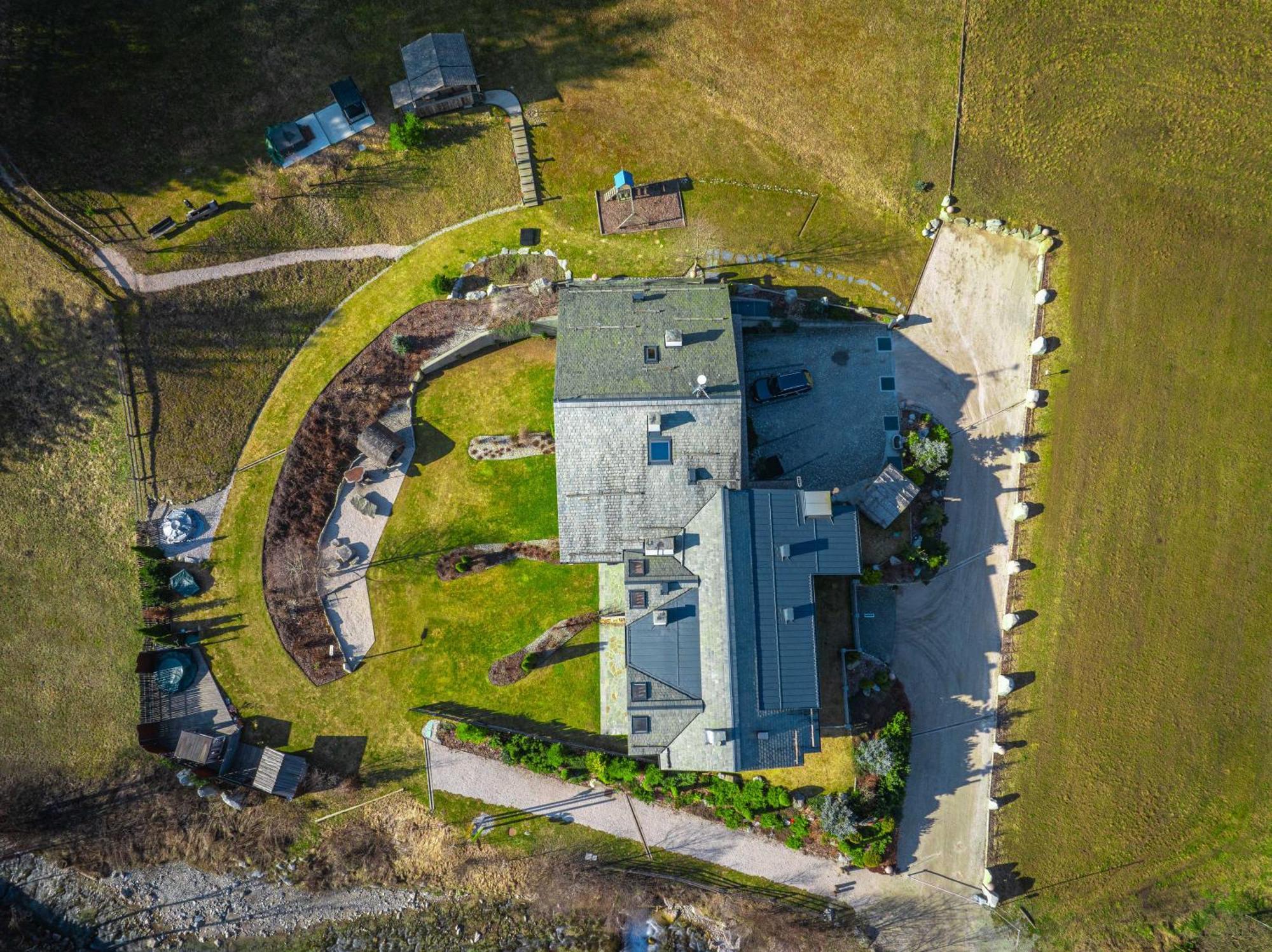 Alpine Mountain Chalet San Vigilio Di Marebbe Exterior photo