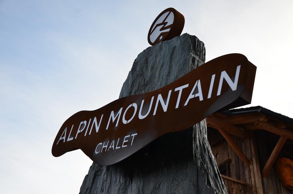 Alpine Mountain Chalet San Vigilio Di Marebbe Exterior photo